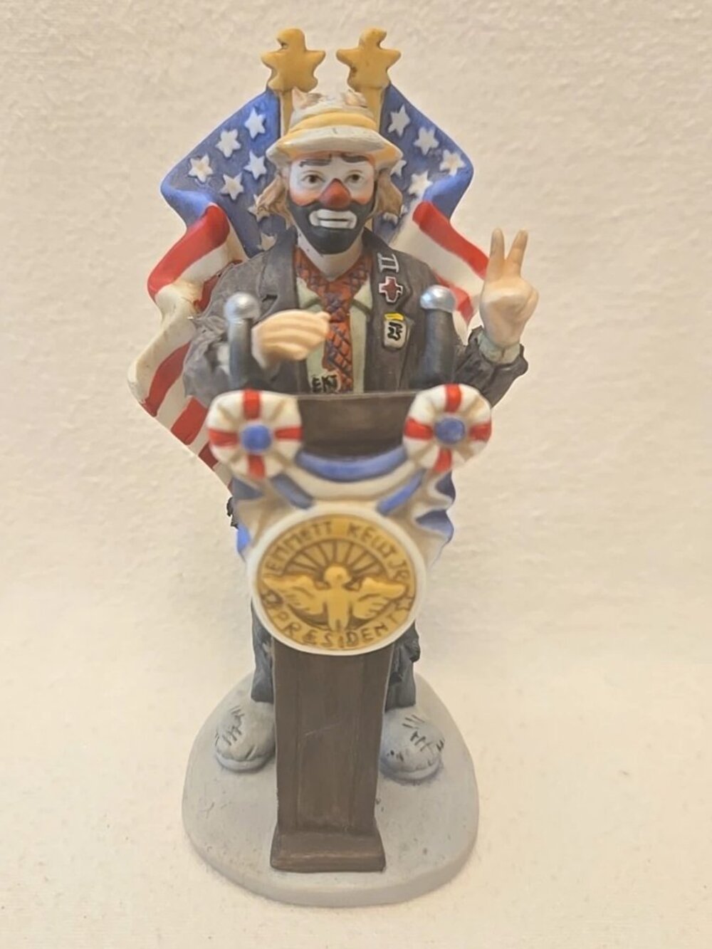 EMMETT KELLY Jr. FOR PRESIDENT Limited ED Figurine. #2142. W/O Box * NEW *